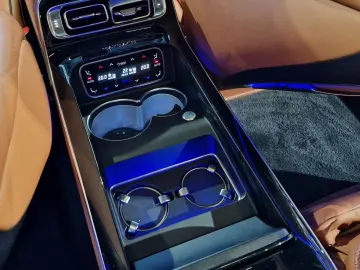 S 680 Maybach FirstClass 3xTV Burm-4D Kühlbox