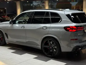 X5 50 e xDr M Sport Pano-Sky Massage Iconic 22