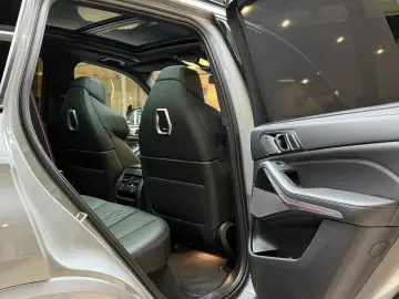 X5 50 e xDr M Sport Pano-Sky Massage Iconic 22