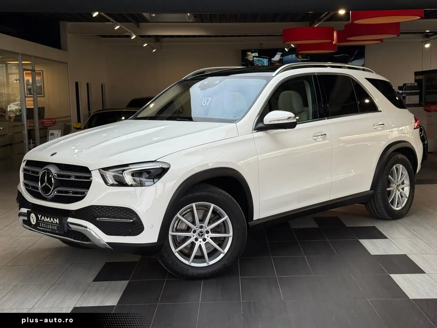 GLE 350 e 4M Pano HuD Keyless Massage AHK 360