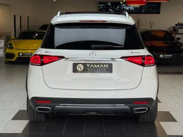 GLE 350 e 4M Pano HuD Keyless Massage AHK 360