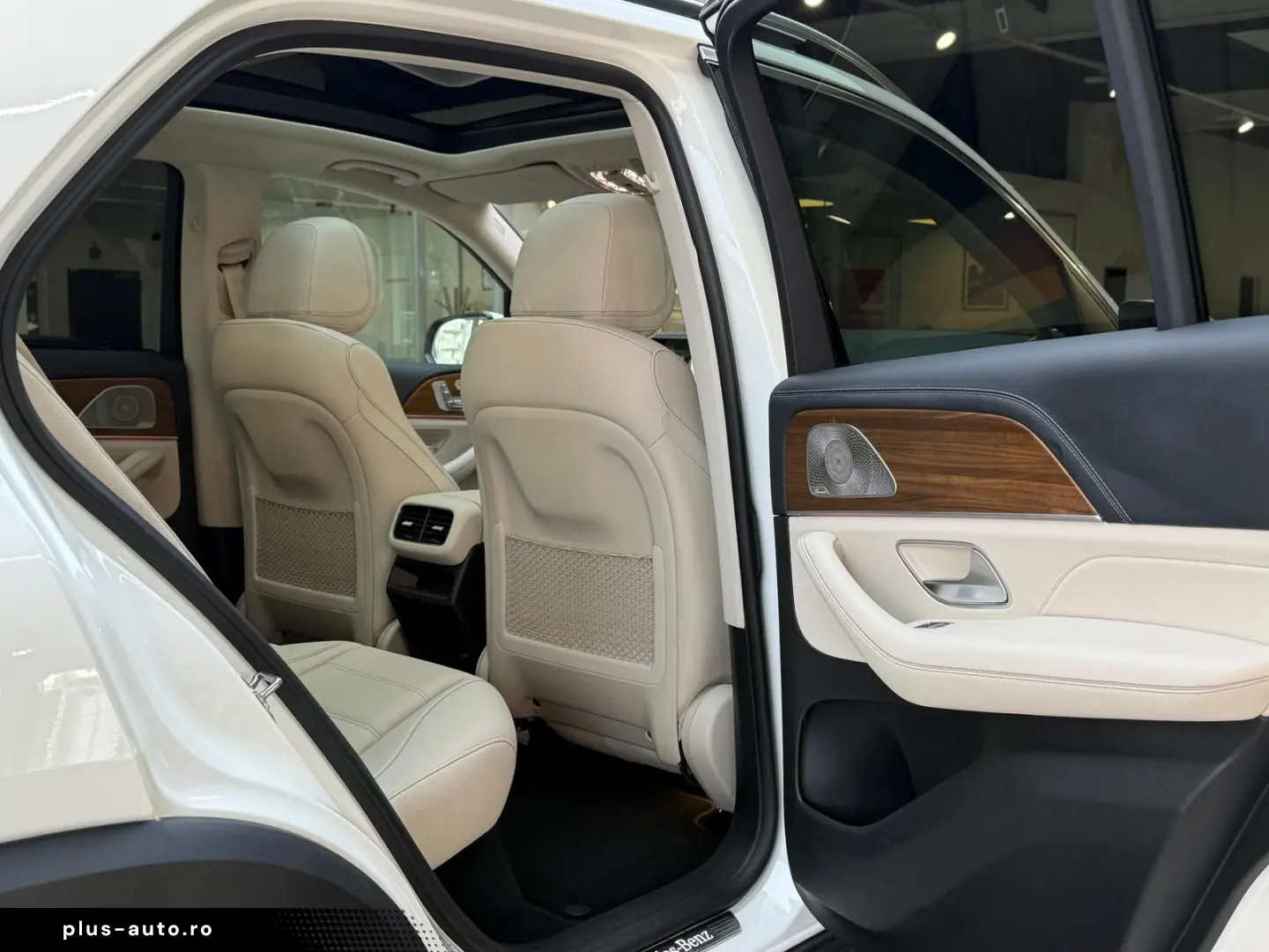 GLE 350 e 4M Pano HuD Keyless Massage AHK 360