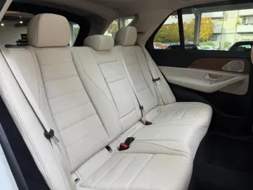 GLE 350 e 4M Pano HuD Keyless Massage AHK 360