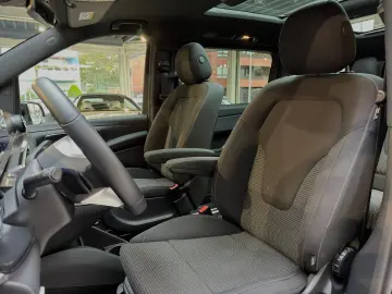 V 250 d STYLE AMG-Line lang Pano Tisch 7-Sitz