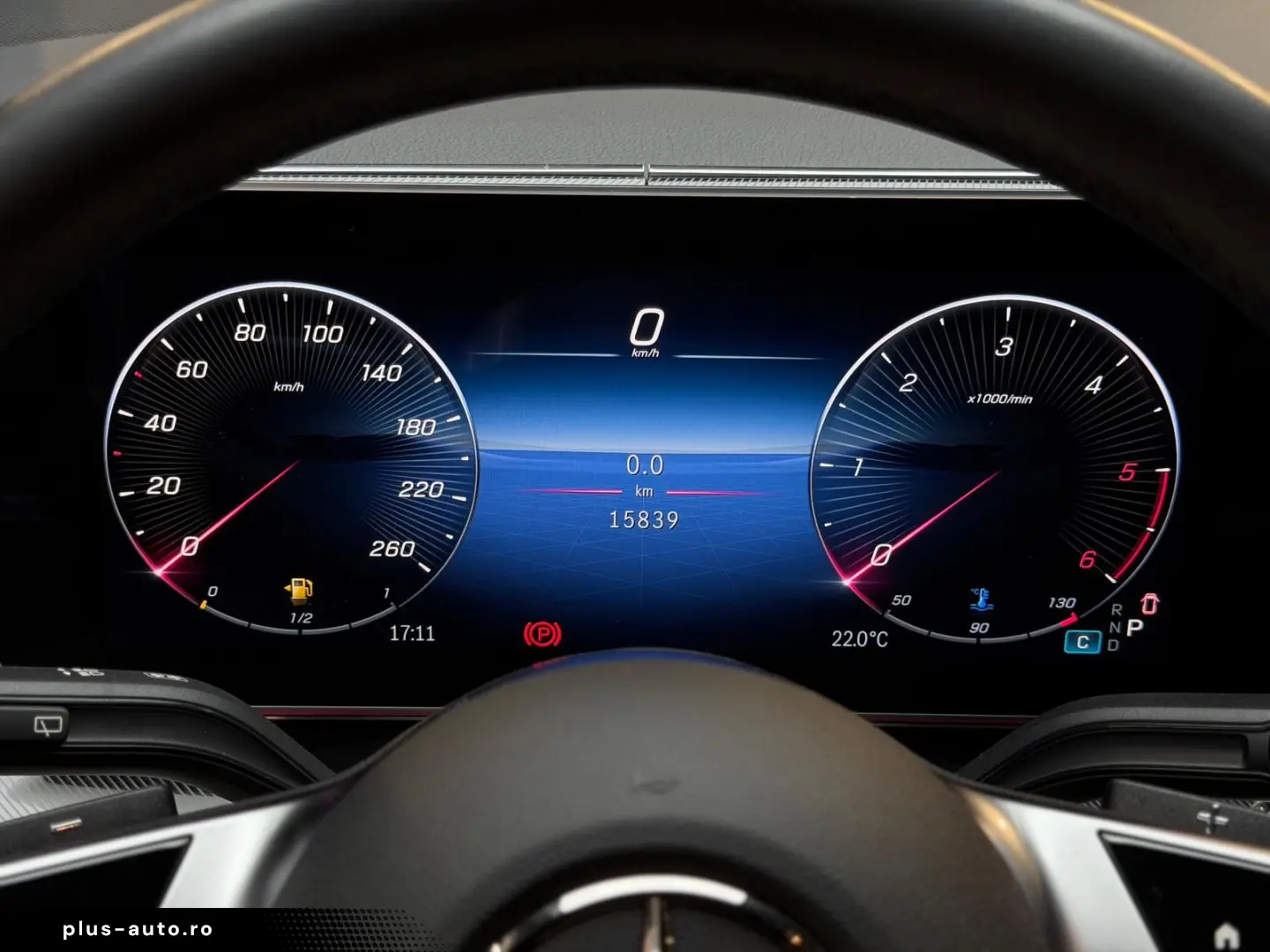 V 250 d STYLE AMG-Line lang Pano Tisch 7-Sitz