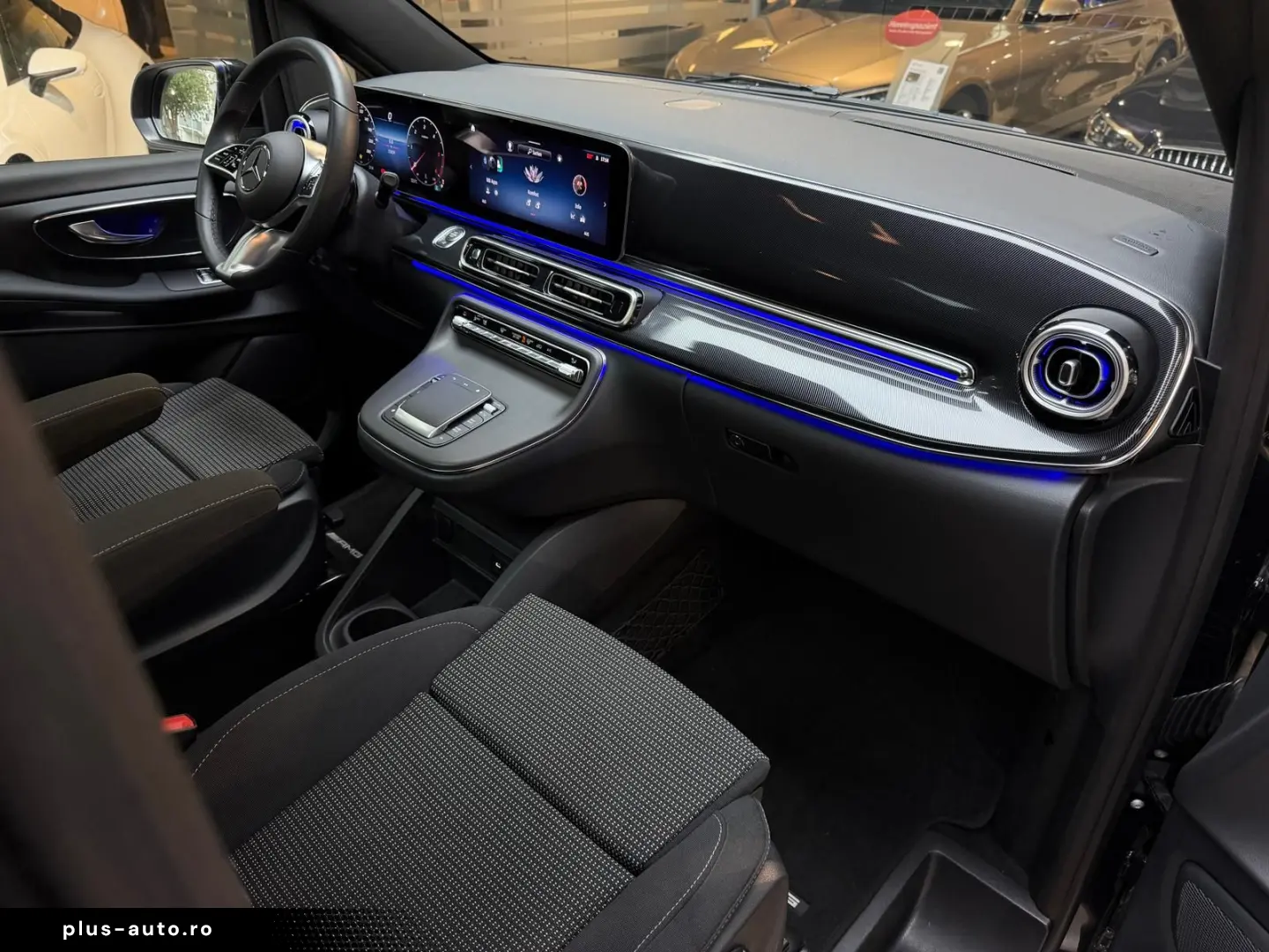 V 250 d STYLE AMG-Line lang Pano Tisch 7-Sitz