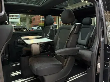 V 250 d STYLE AMG-Line lang Pano Tisch 7-Sitz