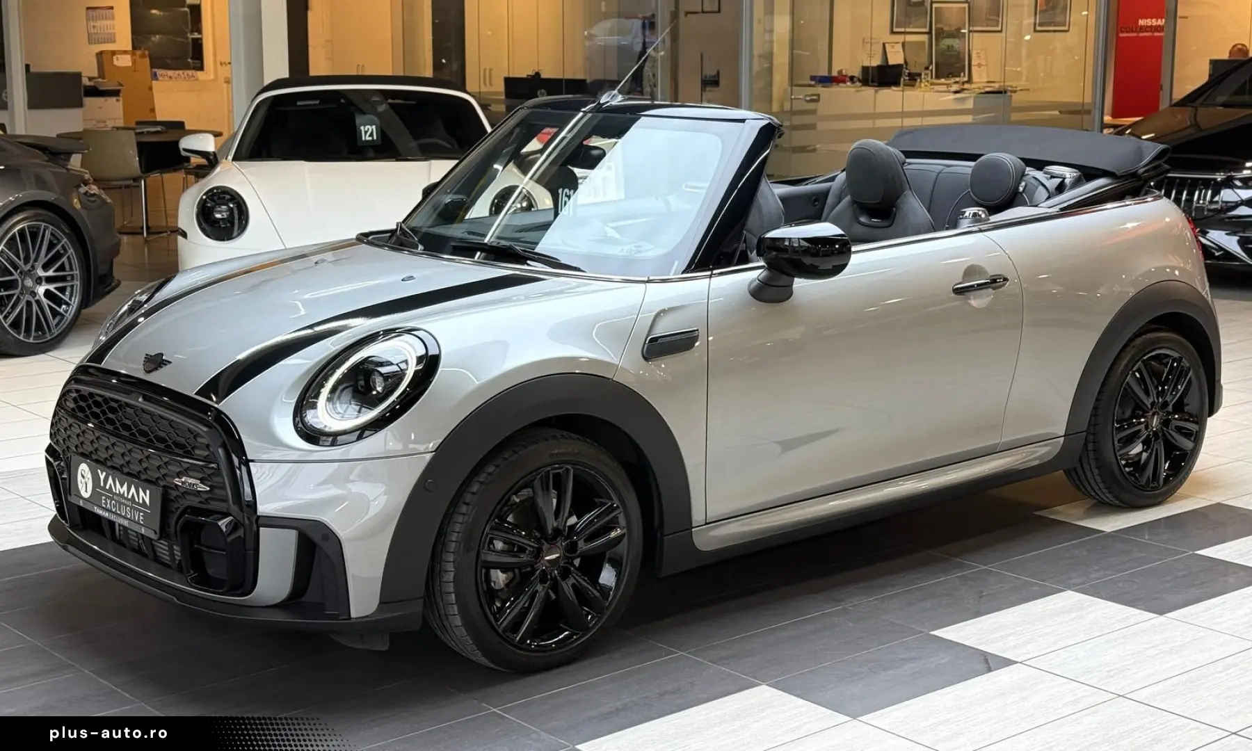 Cooper Cabrio John Cooper Works Trim Head-Up H&K