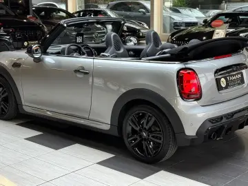 Cooper Cabrio John Cooper Works Trim Head-Up H&K