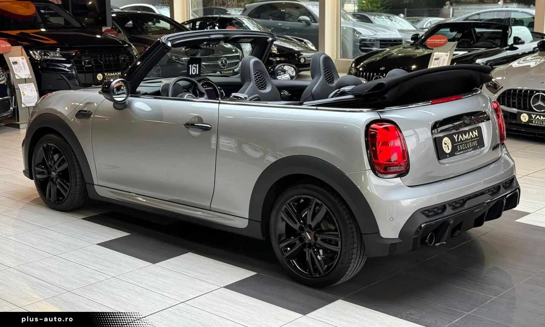Cooper Cabrio John Cooper Works Trim Head-Up H&K