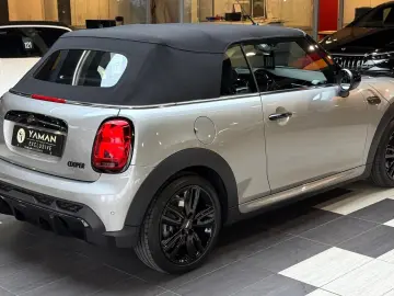 Cooper Cabrio John Cooper Works Trim Head-Up H&K