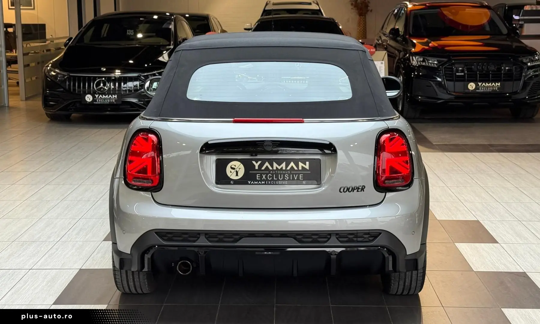 Cooper Cabrio John Cooper Works Trim Head-Up H&K