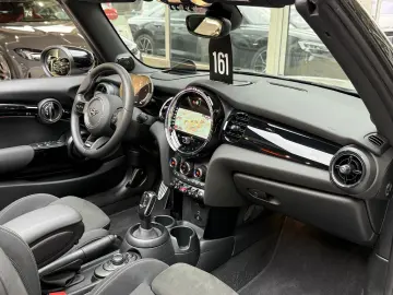 Cooper Cabrio John Cooper Works Trim Head-Up H&K