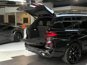 X7 xD 40 d M Sport Pro Pano-Sky StHzg 7-Sitz H&K