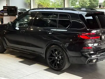 X7 xD 40 d M Sport Pro Pano-Sky StHzg 7-Sitz H&K