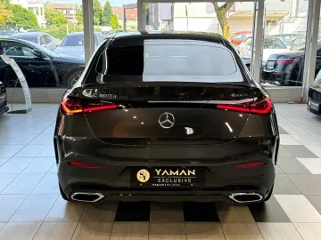 GLC 300 d Coupe 4M AMG Prem  Night Pano Burm HUD