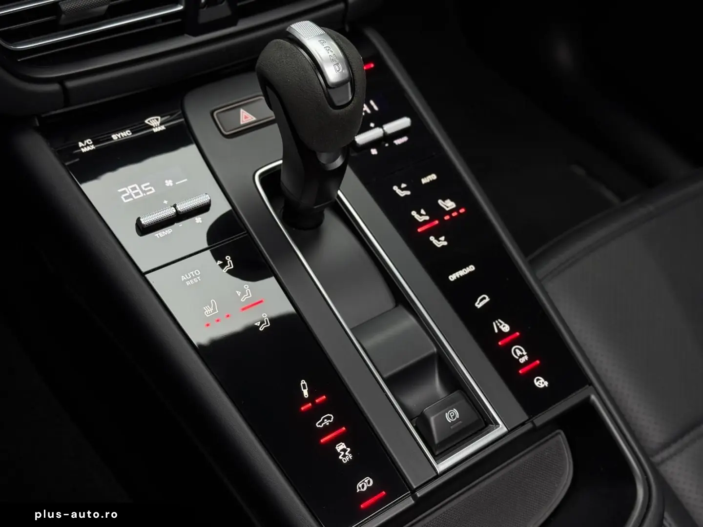 Macan GTS Sport-Chrono Luft Keyl Pano AHK 21