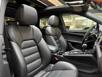 Macan GTS Sport-Chrono Luft Keyl Pano AHK 21