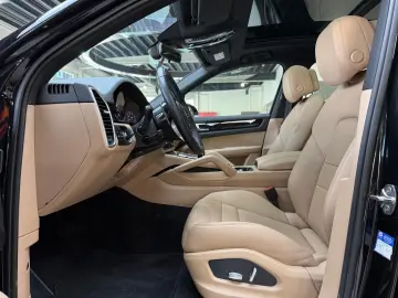 Cayenne E-Hybrid Panorama Head-Up Luftf 360