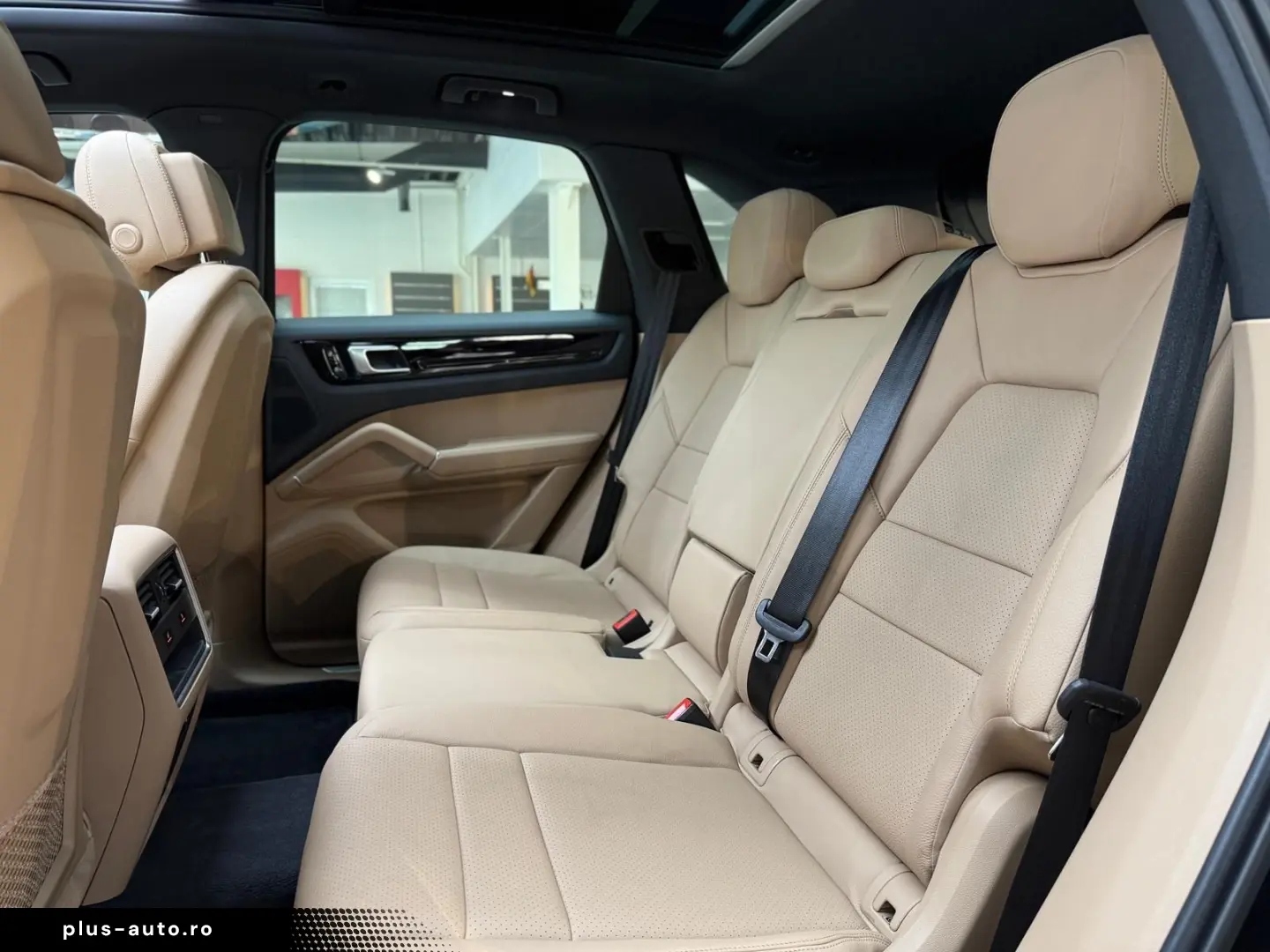 Cayenne E-Hybrid Panorama Head-Up Luftf 360