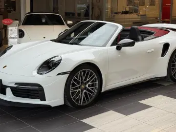 911 Turbo S Cabriolet InnoDrive Carbon Lift