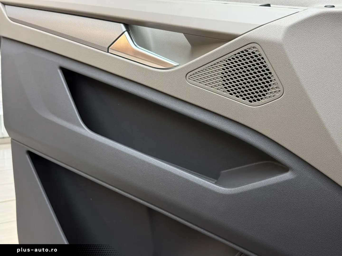 T7 Multivan  1.5 16V TSI DSG Kamera 7-Sitzer