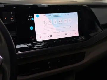 T7 Multivan  1.5 16V TSI DSG Kamera 7-Sitzer