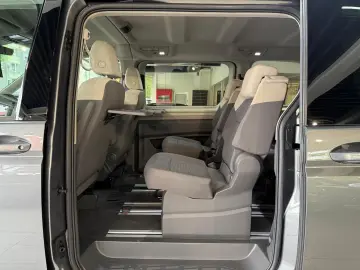 T7 Multivan  1.5 16V TSI DSG Kamera 7-Sitzer