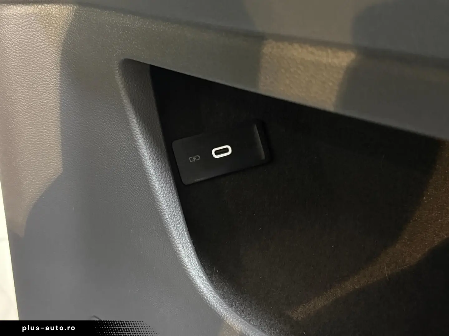 T7 Multivan  1.5 16V TSI DSG Kamera 7-Sitzer