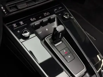 911 Carrera Cabriolet Sport-Chrono SitzKlima