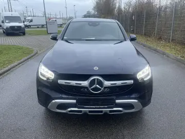 GLC 300 e 4M Coupe EXCLUSIVE HUD Kamera Distron