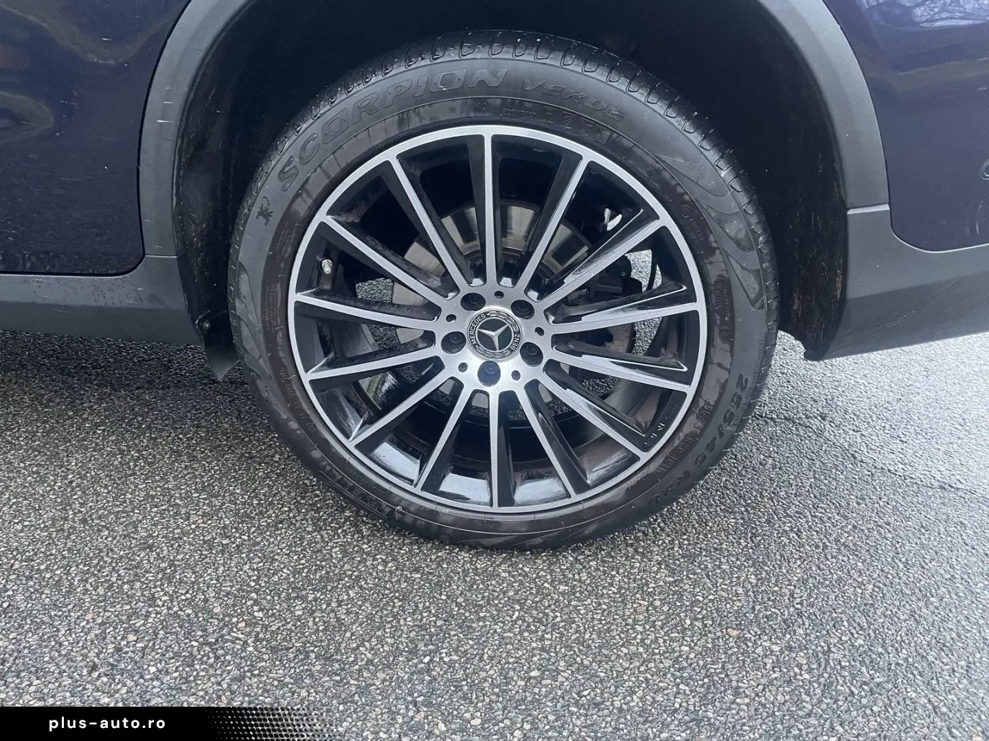 GLC 300 e 4M Coupe EXCLUSIVE HUD Kamera Distron