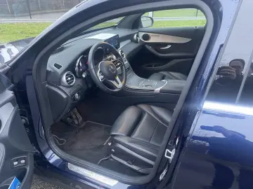 GLC 300 e 4M Coupe EXCLUSIVE HUD Kamera Distron