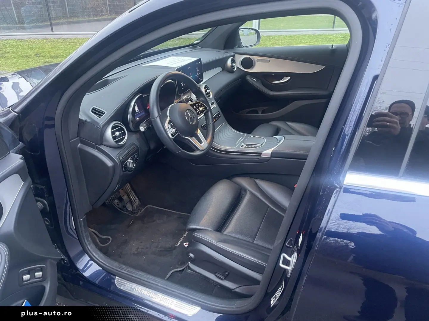 GLC 300 e 4M Coupe EXCLUSIVE HUD Kamera Distron