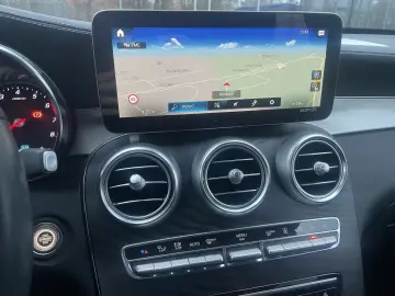 GLC 300 e 4M Coupe EXCLUSIVE HUD Kamera Distron