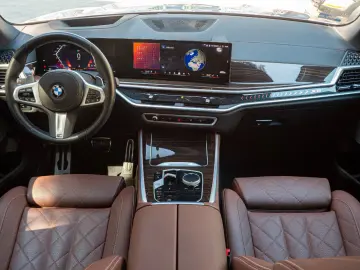 X5 30d M SPORT.FACELIFT.SOFTCLOSE.PANO.H K.360