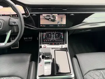 AUDI SQ8 4.0 TFSI quattro