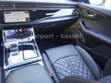 AUDI SQ8 4.0 TFSI quattro
