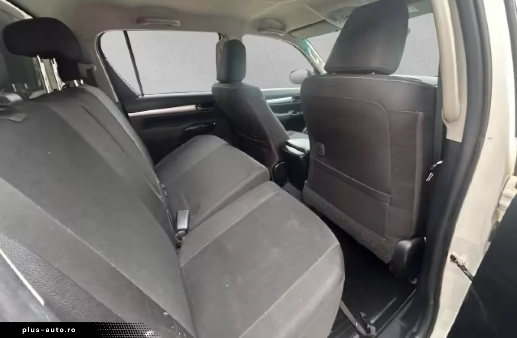 Toyota Hilux Double Cab Comfort 2 8 A utomatik 4x4 Hard