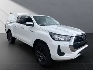 Toyota Hilux Double Cab Comfort 2 8 A utomatik 4x4 Hard