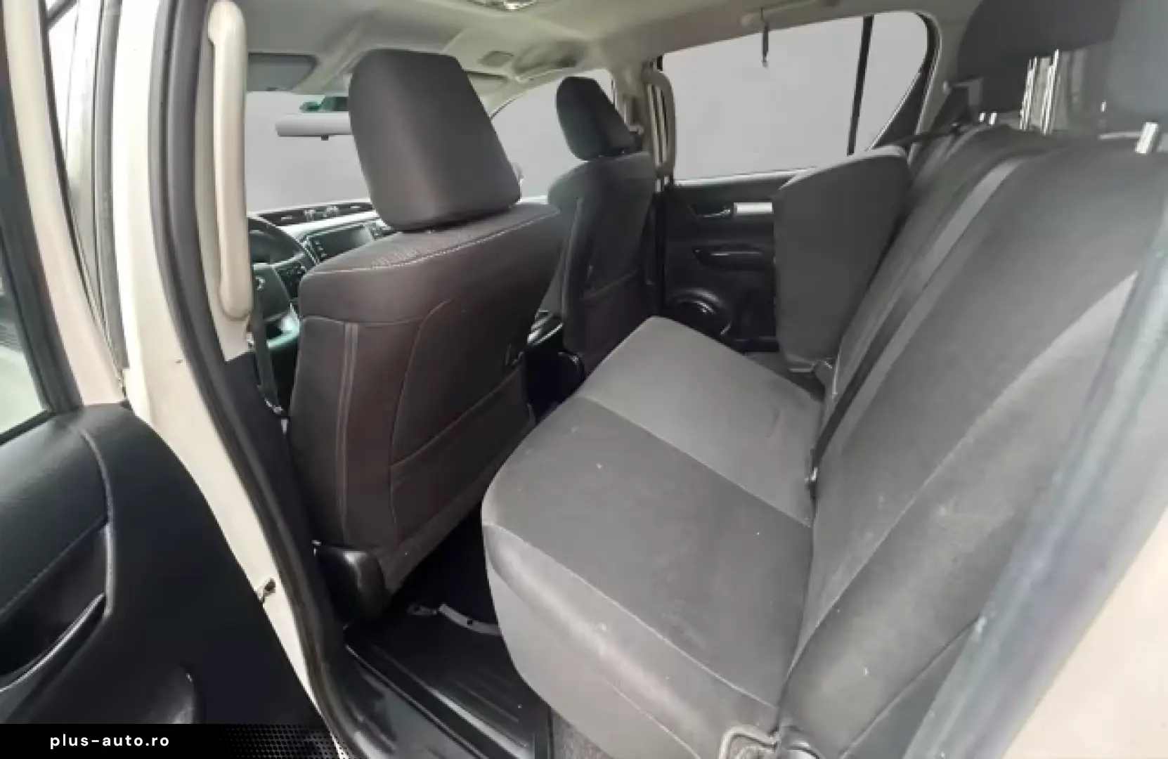 Toyota Hilux Double Cab Comfort 2 8 A utomatik 4x4 Hard