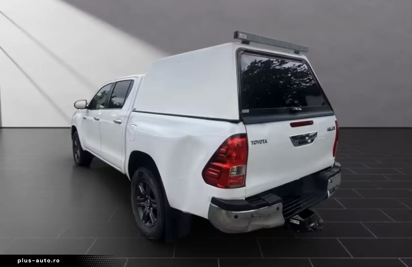 Toyota Hilux Double Cab Comfort 2 8 A utomatik 4x4 Hard