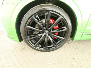 AUDI SQ8 4.0 TFSI quattro competition