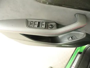 AUDI SQ8 4.0 TFSI quattro competition