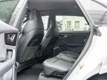 AUDI SQ8 4.0 TFSI quattro competition