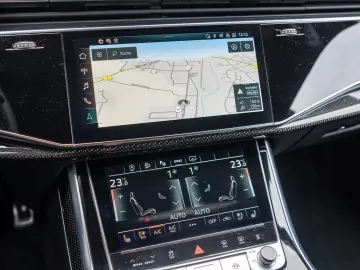 AUDI SQ8 4.0 TFSI quattro competition