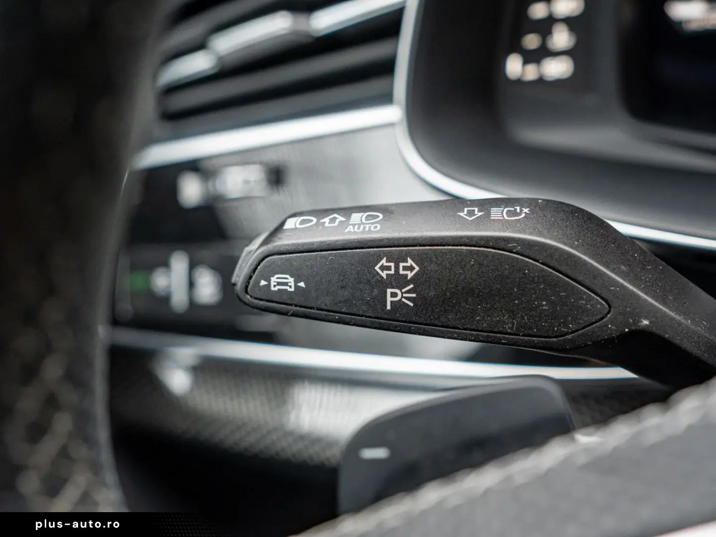 AUDI SQ8 4.0 TFSI quattro competition