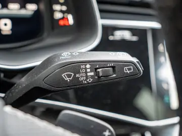 AUDI SQ8 4.0 TFSI quattro competition