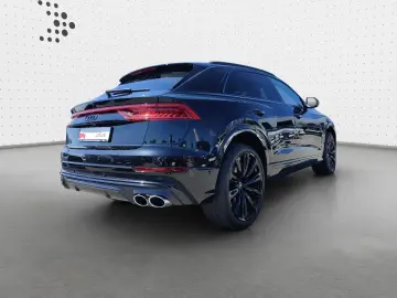 AUDI SQ8 4.0 TFSI quattro