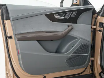 AUDI Q8 SUV 50 TDI quattro tiptronic